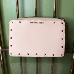 Baby Pink Blush Michael Kors Crossbody Purse